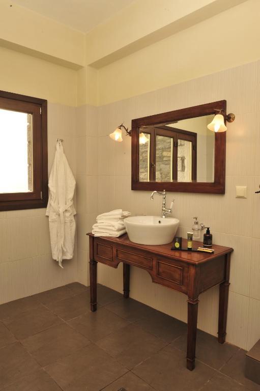 Porto Mani Suites Kyparissos  Zimmer foto